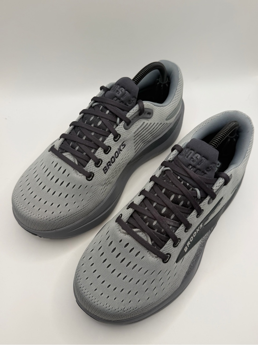 Brooks Ghost Max 3 Mens Size 8.5 4E Extra Wide Gray Road Running Shoes - Picture 3 of 16